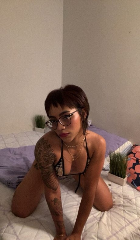 Buff Camile model high quality archive