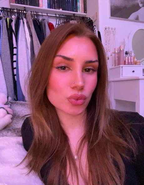 Carmen Blair exclusive actress archive