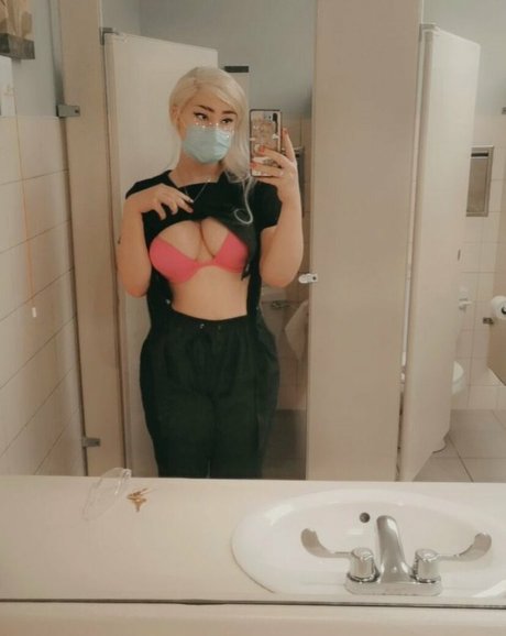 Sofiexxxo pornstar erotic images