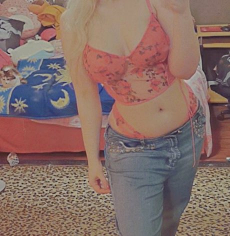 Sofiexxxo art star photo