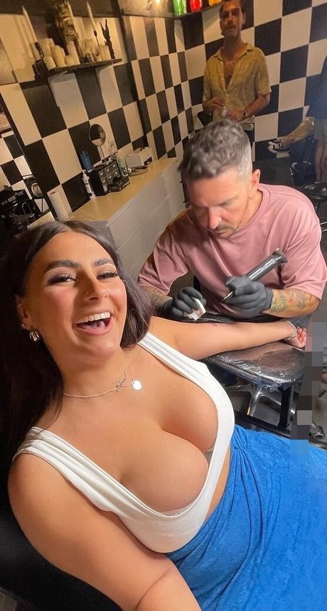 Millie C sex model picture