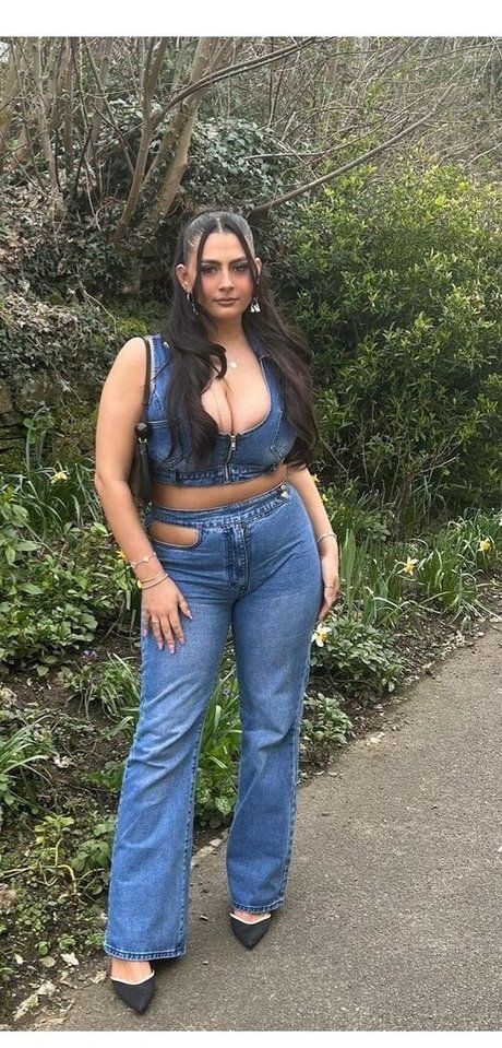 Millie C free star img