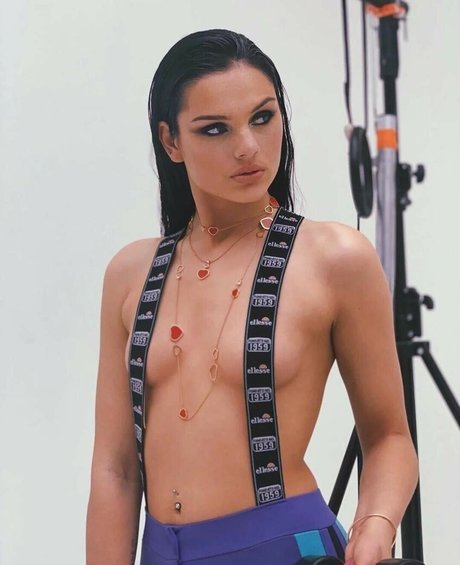 Famke Louise free model image