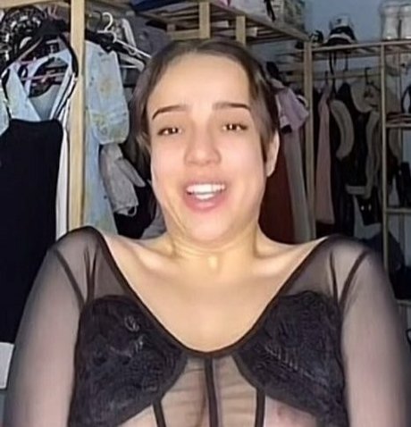 Nurseli Aksoy sex model images