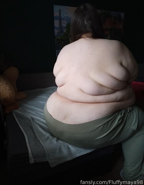 Fluffymaya98 pornstar free picture