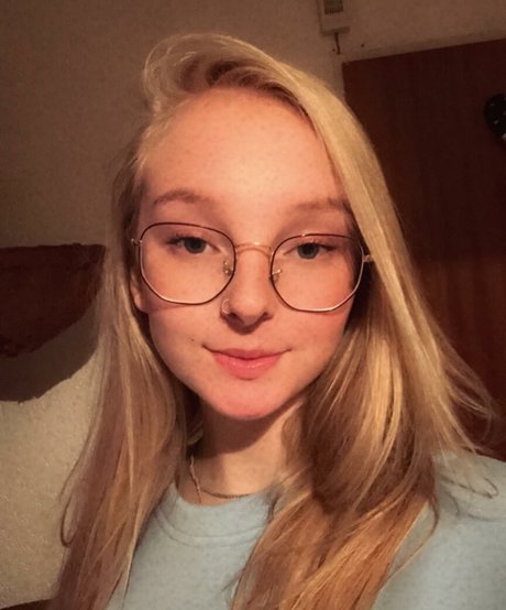 blonde vivi hot pornstar gallery