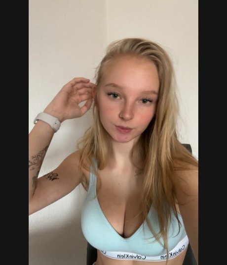 blonde vivi perfect pornstar photo