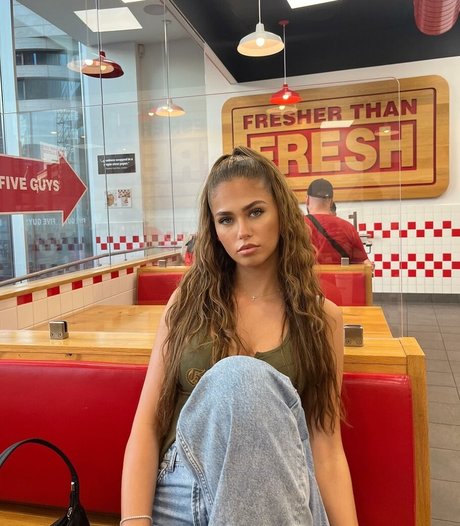 lara giorr sex model pics