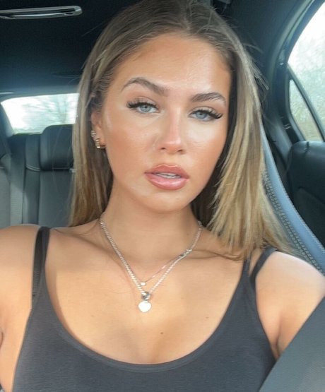 lara giorr perfect star gallery