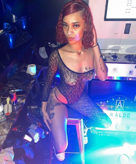 Oddie2hottie pornstar adult pic