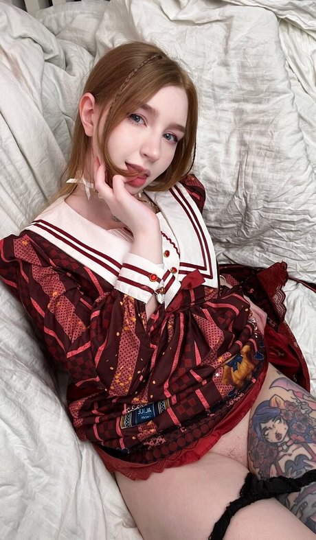 momorian star adult gallery