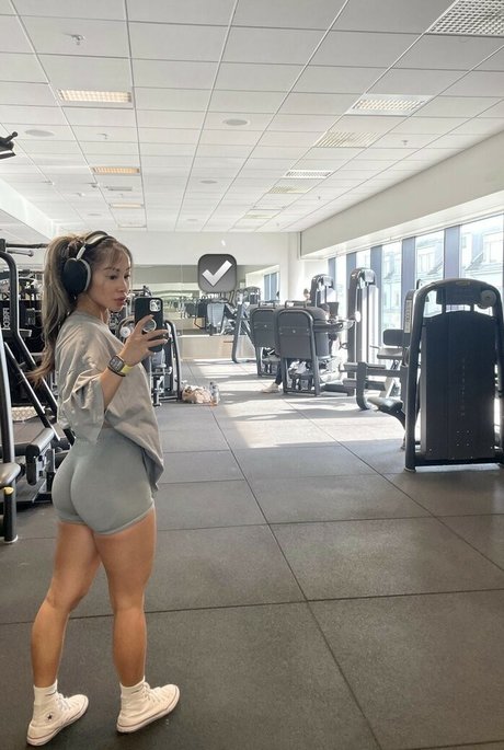 theaphysique star nude images