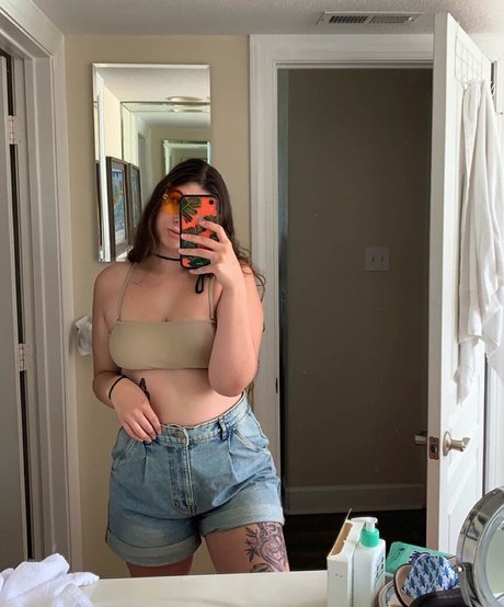 Cass Waltz high quality model photos