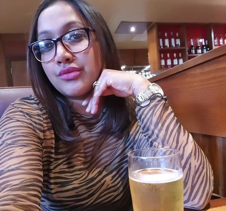 Scarlet Vixen beautiful model pictures