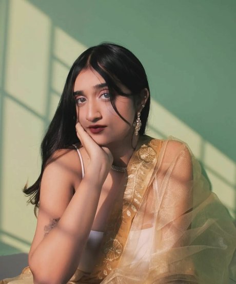 Ruchika Tandon pornstar nude images