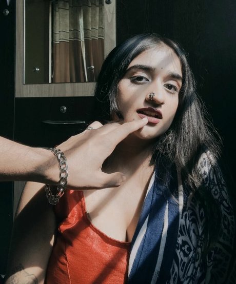 Ruchika Tandon star beautiful galleries