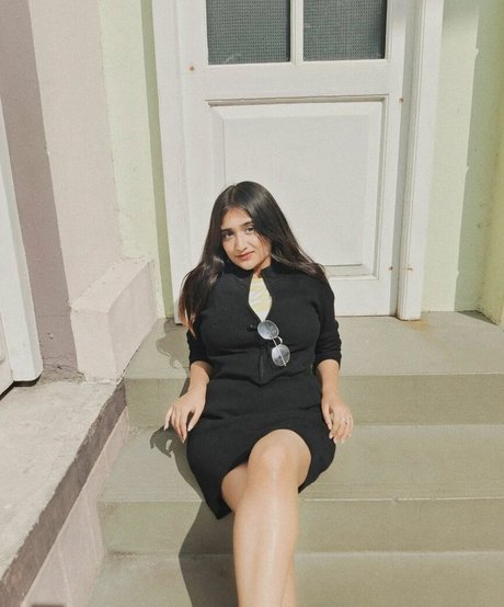 Ruchika Tandon beautiful model photos