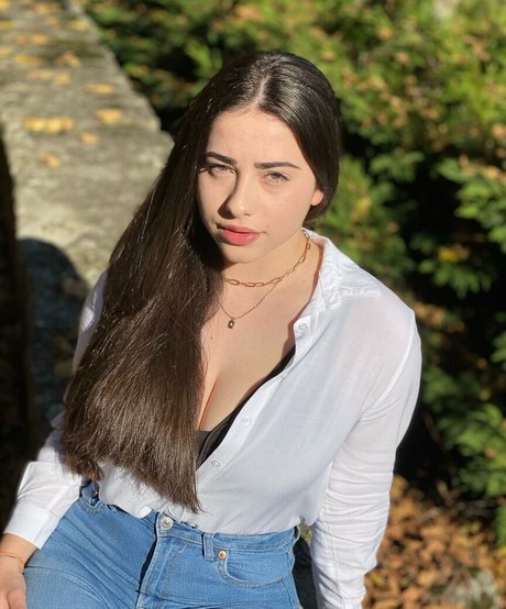 Mariana Pinho high quality actress photo