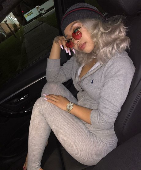 Thailiian erotic actress photos