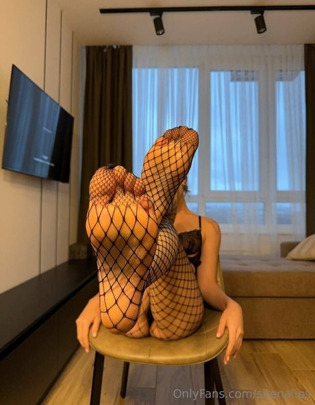 sirenalips erotic actress picture