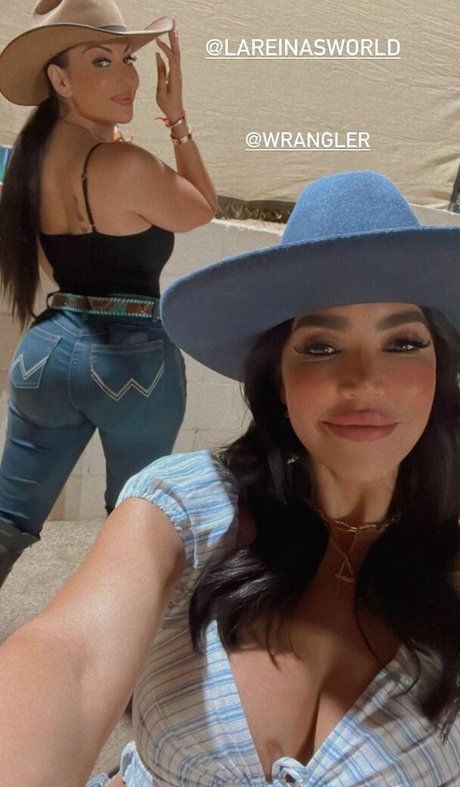 La Reina Shaw nice star image