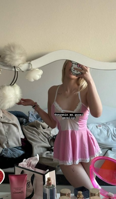 Beril ahin star erotic pics