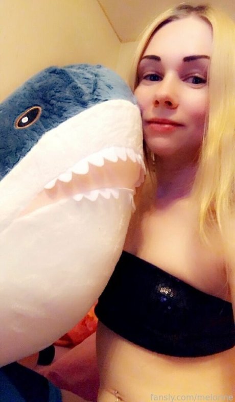 LeaFoxy model hd pics