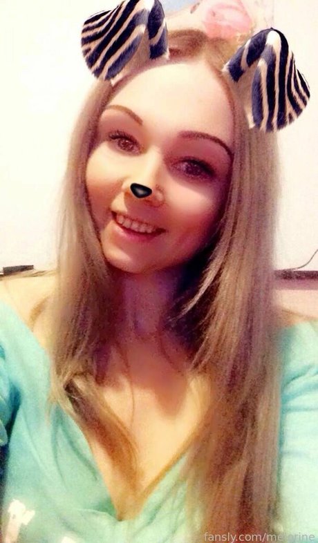 LeaFoxy star exclusive images