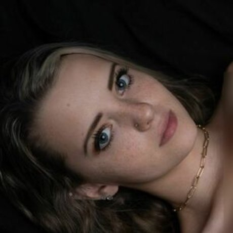 small tits onlyfans hot naked gallery