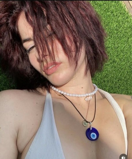 daretobelilith model perfect image