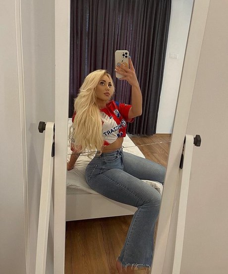 Kicaa Kristina Stani nude pornstar pics