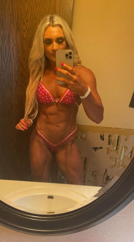 Tiffany Stratton Wwe sex star pictures