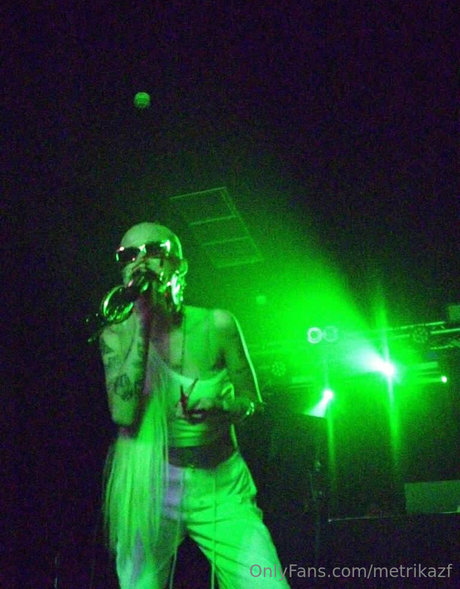 metrikazf art actress pictures