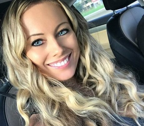 the anita dark star naked picture