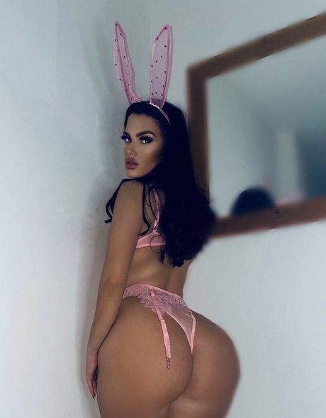 Angelica Sharpe nice actress img