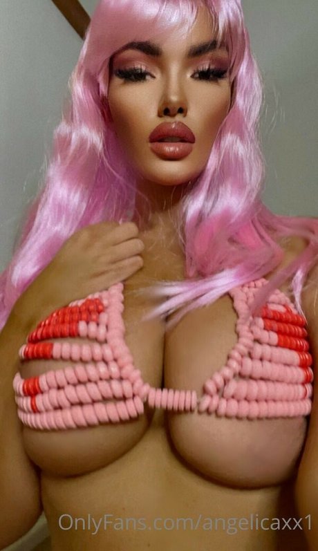 Angelica Sharpe star pretty pics