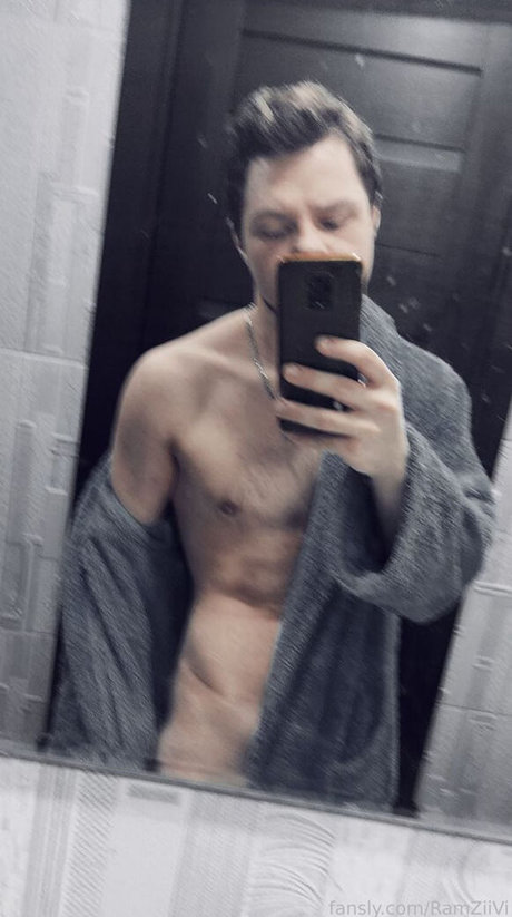 RamZi best star picture