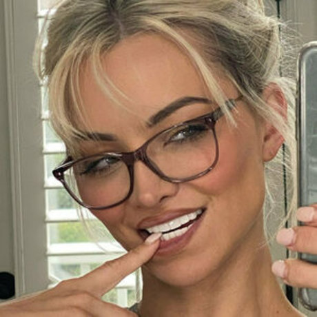 lindseypelas art pornstar pic