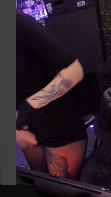 Saruei xxx model images