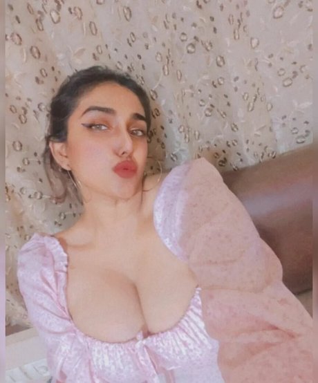 Nayoni Dutta pornstar sex galleries