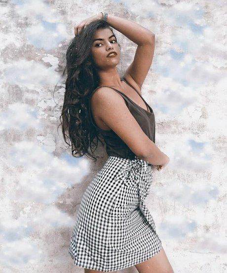 Nidhi Goel model xxx pics