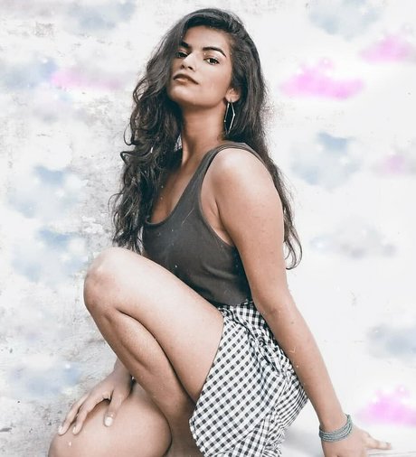 Nidhi Goel model pornographic picture