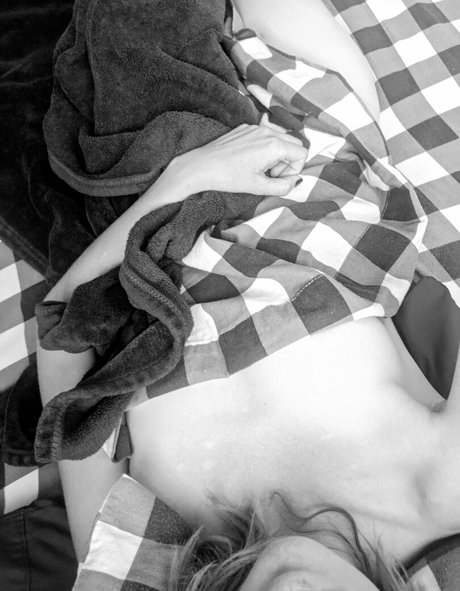 thatonevice pornstar erotic photo