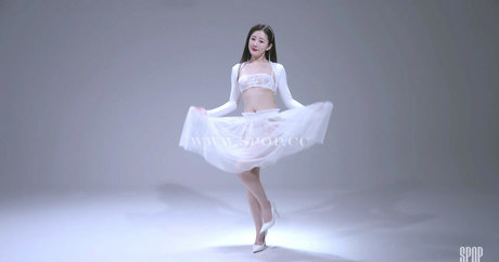 yingxiu xyz nude pornstar photo