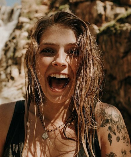 Abigail Martin pretty actress pics