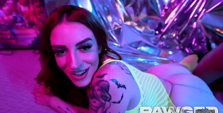 pawgemily star perfect pics