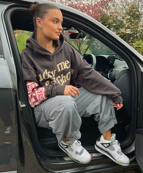 MIA GREEN high quality actress img