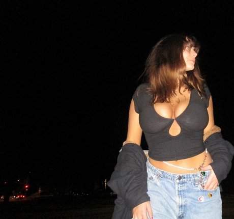 Lola Dubrul sex model photos