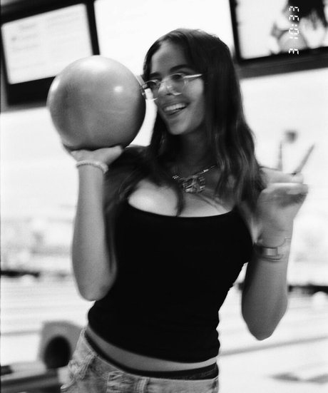 Lola Dubrul perfect actress images