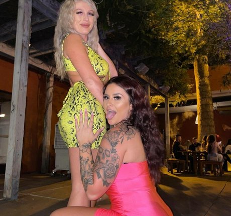 Jessica H top pornstar photo